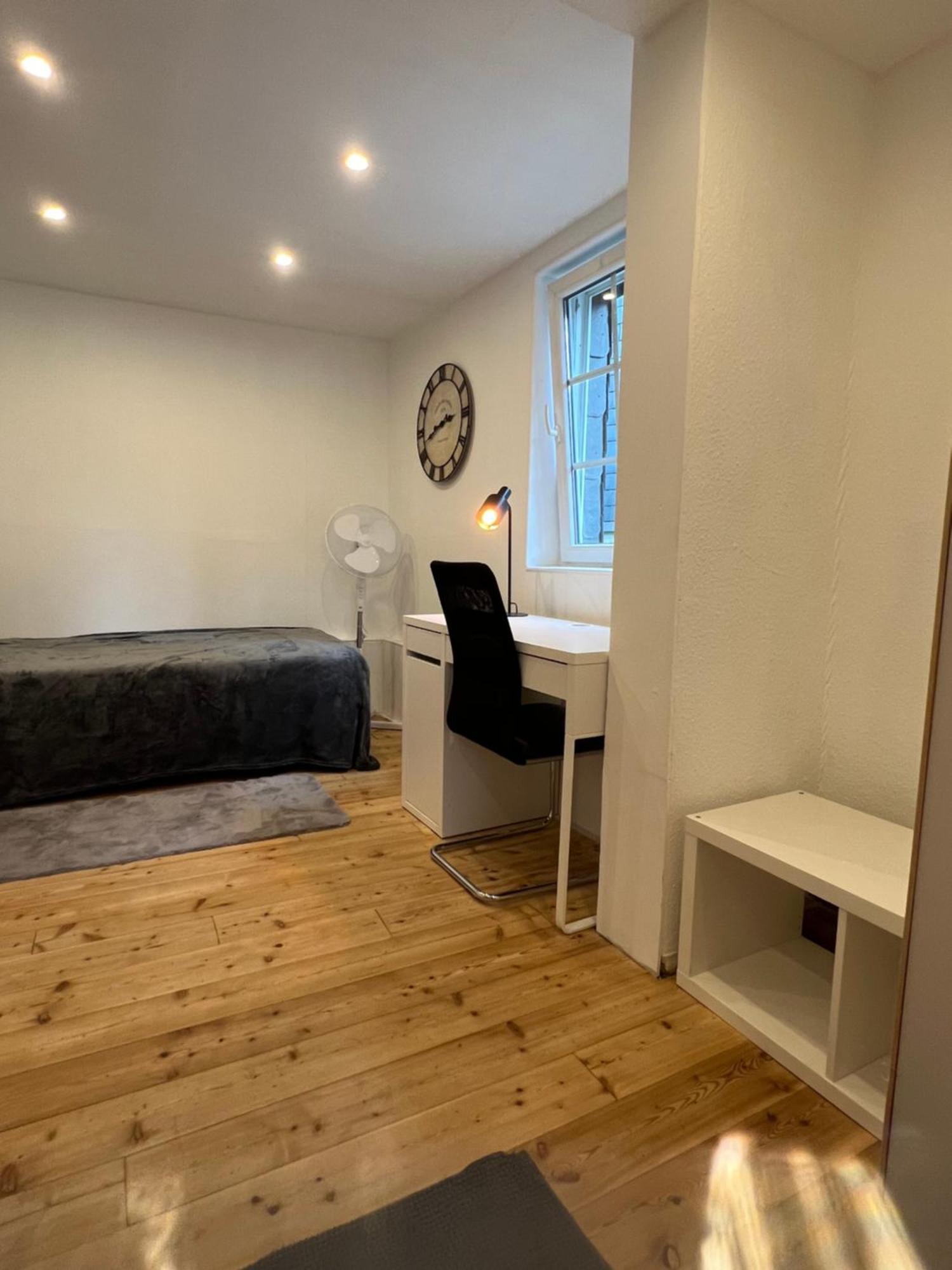 Mehrere Zimmer In Erster Lage Siegen Exterior photo